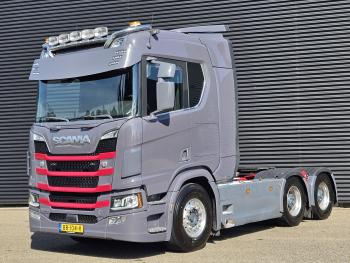 R520 V8 6x4 / RETARDER / HYDRAULIC / FULL AIR.